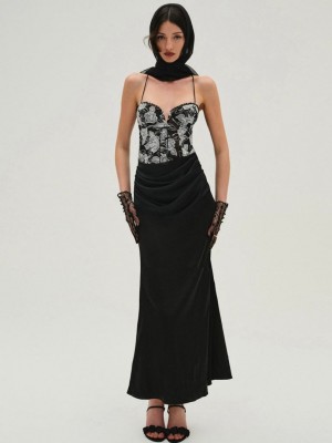 Black For Love & Lemons Embroidered Roses Maxi Dress | US-LBMT9528