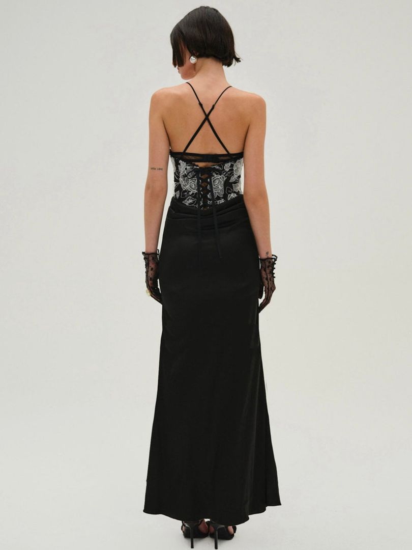 Black For Love & Lemons Embroidered Roses Maxi Dress | US-LBMT9528